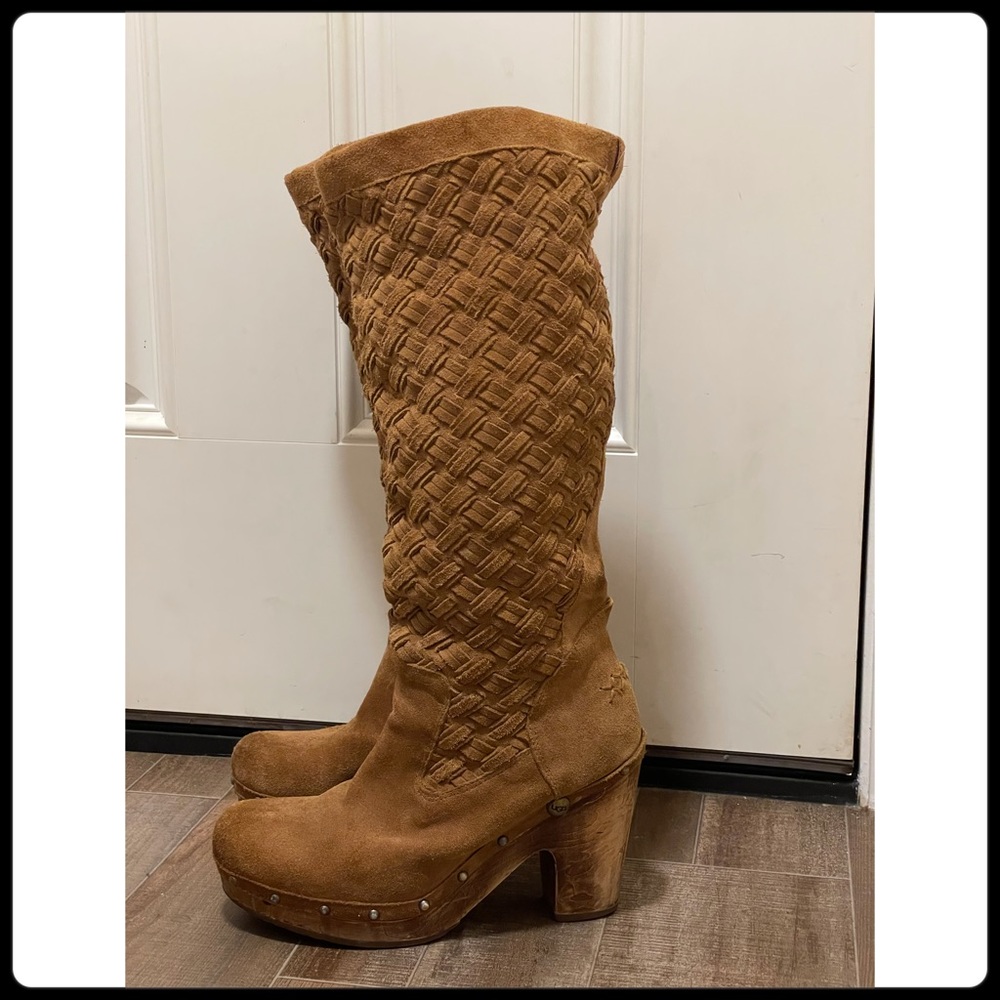 Ugg Australia Arroyo Weave Tall Boot Chestnut Suede